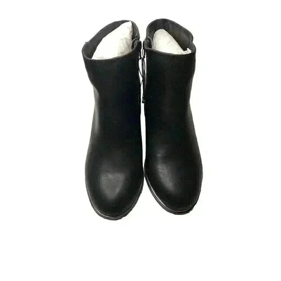 Lane Bryant Womens 8W Black Leather Bootie With Gold Trim  New With Box - Picture 2 of 9